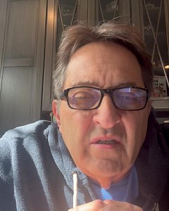 How is the D Dimer test used in the emergency room to determine if someone has a blood clot ? Doctor Karamanoukian explains …. Please watch the video and share with your family and friends. #consultation #venousdisease #venousinsufficiency study #ddimer | Vein Treatment Center | Facebook