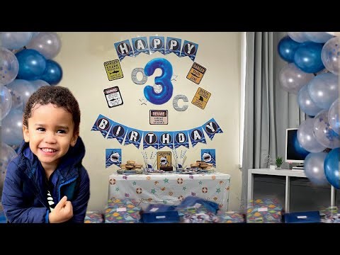 CASSIUS’S 3RD BIRTHDAY MORNING OPENING PRESENTS! ** SURPRISE APPLE HAUL FOR A 3 YEAR OLD!**
