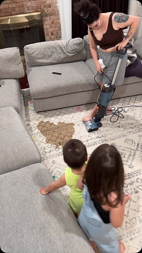 Shark Hydrovac Messmaster for the win✨ find it in my Amazon storefront link in bio *all things cleaning* 🙌🏼 #sahm #cleanwithme #coke #sharkhydrovac #sharkvacmop @sharkhome | Ceanna Eulalia Dillard