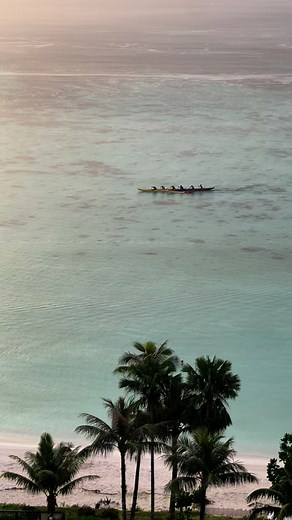 Sunset Canoeing 🛶 #canoe #sunset #ocean #islandlife #adventure #coconut #beaches #views | Takashi Yamazaki