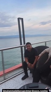 53K views · 12K reactions | Coba tebak kalo kumpul gini kita mau ngapain?? | Vasko Ruseimy | Facebook