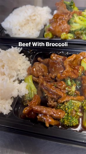 Our Beef With Broccoli is the perfect meal this beautiful fall day! #bestasianfood | Asia Garden Chinese & Japanese Restaurant