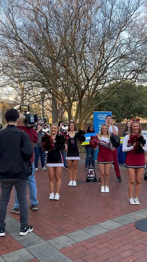 #bethematch support with @goodmorningamerica @the_carolina_girls @thecarolinaband @2001cocky | University of South Carolina Cheerleading
