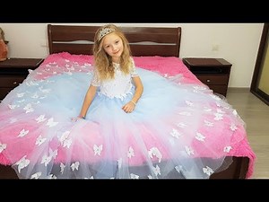 Collection of good, funny, videos from Super Polina in English language.