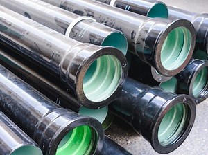 Weymouth Compressor Opponents Lock Themselves To Equipment