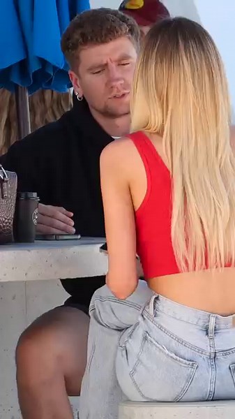 1.5M views · 2.5K reactions | These Gold Diggers Are Beautiful!! | Fake Pranks TV | Facebook