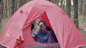 Alkomenu - Gelombang Alay Film 5 CM source youtube Dzawin nur | Jejak Pendaki