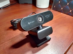 Review of the EMEET Nova Auto-Focus Webcam