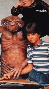 1.8K views · 19 reactions | “They made me walk on my hands…” Many know Steven Spielberg's movie, but only a few know who played the beloved extraterrestrial. | Celebrities | Facebook