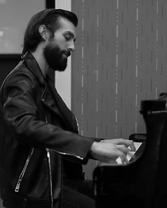 ochi chernye | KINGDM