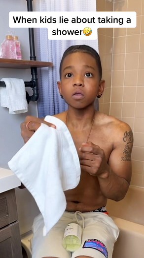 When kids lie about taking a shower #negusimara