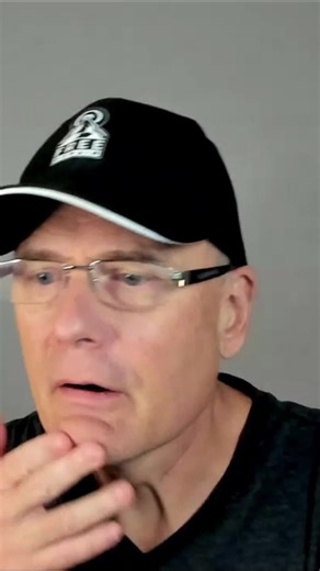 The evolution of male protection and the groupie phenomenon in female nature explained. 🤔💭 #MeToo #MaleProtection #GroupiePhenomenon Full show: https://www.fdrpodcasts.com/5977/the-slow-death-of-consequences | Freedomain Radio