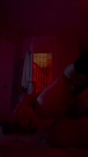 noisy wet hole pushing out sranger cum