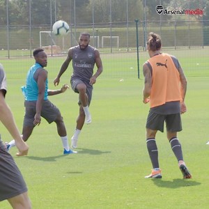 Pass and move. Pass and move. 💫 Pass. And. Move. 👊 | Arsenal