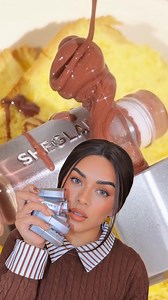 8.4K views · 428 reactions | OMG estos labiales no se trasfieren nada  @sheglam_official #sheglam #sheglamlipgloss #glasslockairgloss #makeup | Jeamileth Doll | Facebook