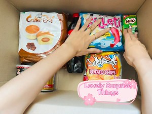 Surprise gift ရဖူးတဲ့သူနတ်ပြည်သွားဆိုရင် ငါထိပ်ဆုံးကကျန်ခဲ့မယ်ထင်တယ်☹️ | Lovely Suprise things