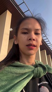 1M views · 10K reactions | งานเช้าวันนี้ แต่งหน้าบนเครื่องไปเลยค้า藍...