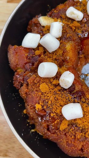 S’mores Monkey Bread #monkeybread #smores #summer #recipes | MsVegan.com