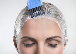 Comment appliquer sa coloration cheveux ? [Tuto]