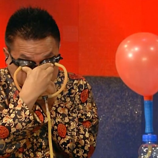 Throwback Thursday: Audiences were blown away in 2011 when China's Wu Zuyou inflated a balloon with his eyes 👀🎈 | Guinness World Records