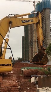 Clean Komatsu 200 hydraulic oil tank and replace hydraulic oil. #mechanic #mechanicsteve #komatsu #maintenance #00smechanic | Mechanic Steve