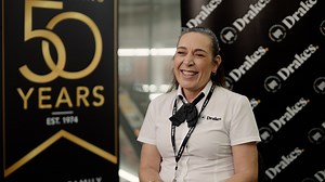 Meet Nadine: 18 years of dedication, versatility, and a smile that brightens QLD reception! 🌟 Starting with Drakes in night-fill to support her family, Nadine has worked across the shop floor, front end, and now excels as our QLD receptionist. From helping customers with queries to supporting the team with laminating, printing, and more - she truly keeps everything running smoothly. | Drakes Supermarkets