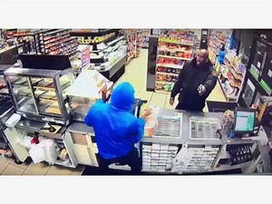 Guard Thwarts Robbers With Fake Guns: 'Mine Is Real' [Video]
