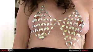 Trans legend korra del rio blir toppad och kantad