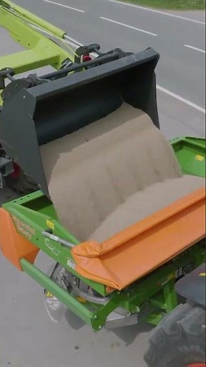 New CLAAS AXOS 200. Agile and fast on the farm. 💥