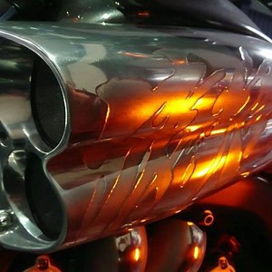 40 reactions | #YAMAHA #vmax 1700 TRIJYA custom . 心を刻むのはカッコいい珞✨✨ . . . #vmaxgram #custommotorcycles #metalwork #VMAX #金属工芸 #造形 #metal #streetfighter #カスタムバイク #カスタム #ヤマハ #トライジャ #motorcycles #instamotorcyclegallery #instamotorcycles #instamotorbike #moto #instamotogallery #trijya #bikelife #motors #japan #bike #バイクのある風景 #バイク | TRIJYA Custom Motorcycles 刻美 KOKUBI | Facebook