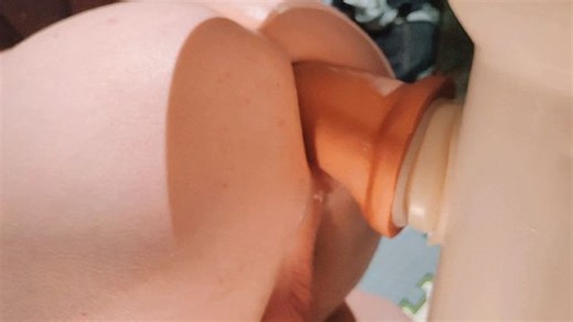 Adoração de bunda 2 - Tomando Njoy Eleven e Squarepegtoys Profundo!