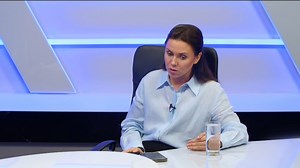 114K views · 2.5K reactions | Cum se simt cei de la guvernare când își cumpără icre negre și beau Prosecco pe la întâlniri intelectuale, în timp ce pensionarilor li s-a indexat pensia doar cu 300 de lei? | Morari.live | Facebook