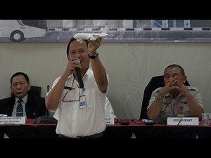 'Co-pilot at controls' when AirAsia plane crashed