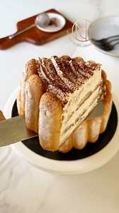 2M views · 11K reactions | Cette recette de charlotte sauce tiramisu...