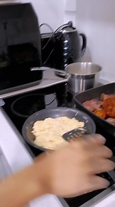 37K views · 2K reactions | Sunday morning vibes here in the Bennett house 殺 | BennettMinute | Facebook