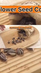 Sunflower seed cookies! Try to make some cute and fun snacks this time 😉 #cookies #recipe #foodie | Life Cake