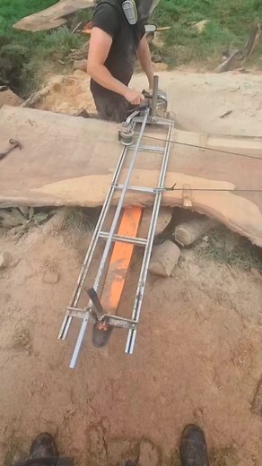 Wood working!  #woods #nature #forest #trees #naturephotography #wood #hiking #tree #naturelovers #art #woodworking #virals #viralfb #viralpage #video #reelsviralシ #reelsforyou #diy #diycrafts #diyhomedecor #reels2024 #reelsfacebookpage | Wood Skills | Facebook