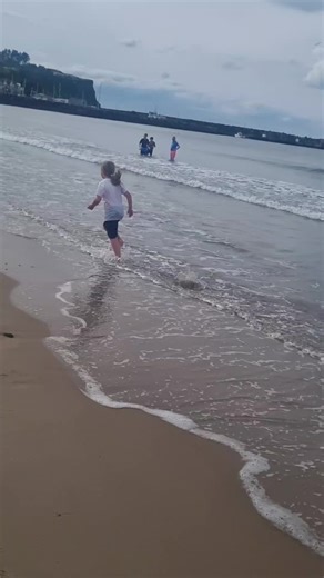 jamie (@jamie83122)’s videos with Fair - Billy Gillies & Betsy