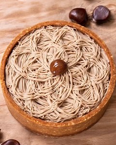 414K views · 3.8K reactions | Elevate your dessert game with Chef @oleksandr_trofimenkov’s Chestnut and Blackcurrant Cheesecake  A stunning tribute to the iconic Mont Blanc, this cheesecake pairs the earthy sweetness of chestnut paste with the vibrant tartness of blackcurrants ✨ Discover the recipe in Pastry Arts Magazine Issue 18—subscribe now via the link in bio!  | Pastry Arts: Magazine, Podcast, Summit, Shop & Community | Facebook