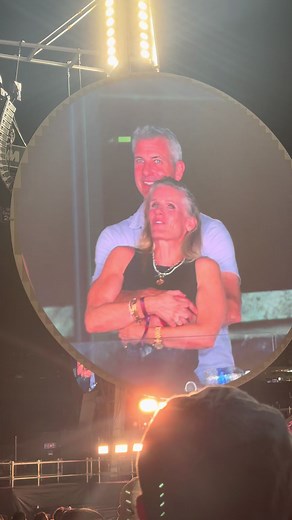 Coldplay Concert Moments: Trouble in Paradise?