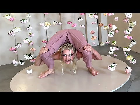 Contortion. Photoshoting. Flexible Alesya. Flexshow