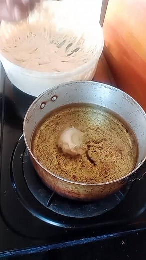 4.8K views · 113 reactions | Puff puff ( timandasi tongoponya) 4 cups of cake flour 2 cups of milk/water 10g yeast 1 cup of sugar Pinch of salt #puffpuffrecipe #lifestyle #cooking | Fatima Bint Mussa | Facebook
