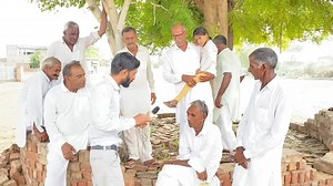 5.9K views · 178 reactions | राजस्थान की चुनावी गलियारे गर्माया,बुजुर्ग दादाजी ने भेजा मोदी,गहलोत को अनोखा संदेश~Rangilo Media BJP RajasthanCMO RajasthanRashtriya Loktantrik PartyPMO (India)Rangilo Media #Election2023 #rajasthanElection2023 #BjpVScongress #bjpVScongressinrajasthan #bjpinrajasthan #rajasthan | Rangilo Media | Facebook