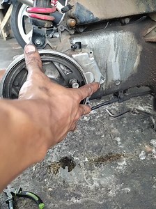 37K reactions · 2.5K shares | Luar biasa suaranya terdengar smpai satu kampung Mengatasi suara kasar gear rasio motor matic #bengkelmotor #otomotip #tutorial | Belajar Mekanik Dari NOL | Facebook