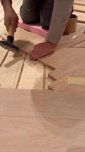 Oldschool Project Making diamond floor incl. protection, nailing stick parquet from solid oaks. A-Z. Step by step. #ad #advertising #fypシ #virals #cabin #homedecor #home #work #satisfying #construction #design #decor #interiordesign #interior #house #How #howto #diy | Room Do