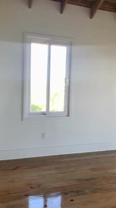 Purchase in Roatan! Blue Horizon Villa, Milton Bight, Roatan, Blue Horizons Villa-a charming gem just completed by master builder Ben Welcome. This 2-bed 2-bath home boasts breathtaking ocean views, with an expansive covered porch being the perfect spot to witness serene sunrises. The open concept gourmet kitchen includes granite countertops, LG appliances and ample storage. The master suite offers the luxury of an oversized shower and built-in Bluetooth connectivity. Designed for seamless indoo