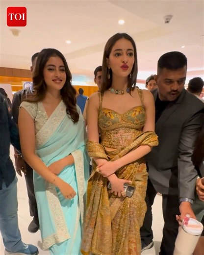 38K views · 119 reactions | #AnanyaPanday and #NavyaNaveliNanda look stunning as they wait for their cars to go back home朗 | The Times of India | Facebook