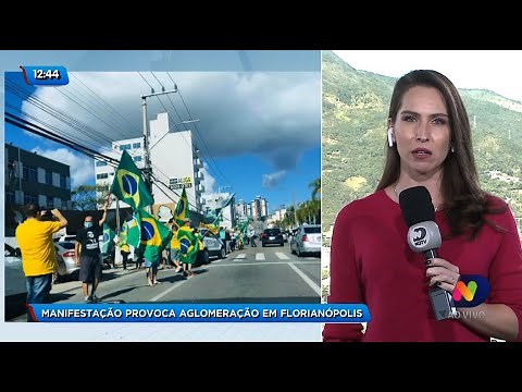 Manifestação provoca aglomeração em Florianópolis