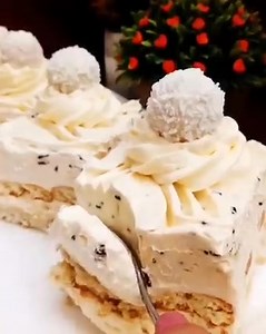 20K views · 210 reactions | Rafaelo plazma kocke zato sto su najbolje便便Recept u komentaru | Sladinikolacici.blog | Facebook