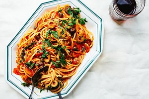 Classic Spaghetti Puttanesca